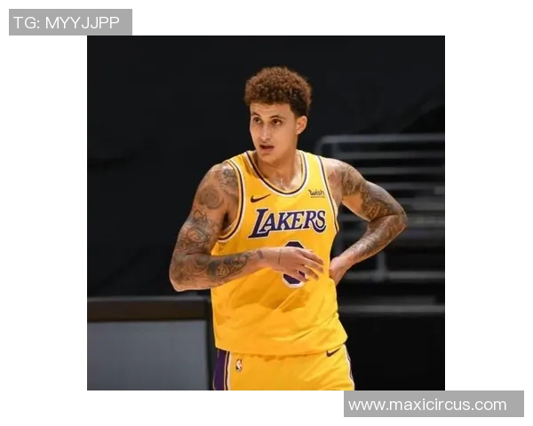 足球场上的美貌与实力并存 高颜值球星正脸照带你领略魅力风采