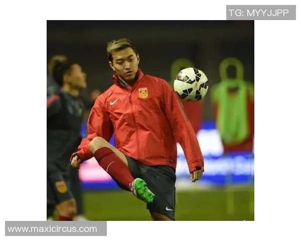 足球球星西服团闪耀登场 打造时尚与运动完美结合的潮流风尚